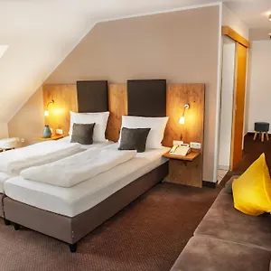 Am Hachinger Bach By Blattl 3*, Neubiberg Deutschland
