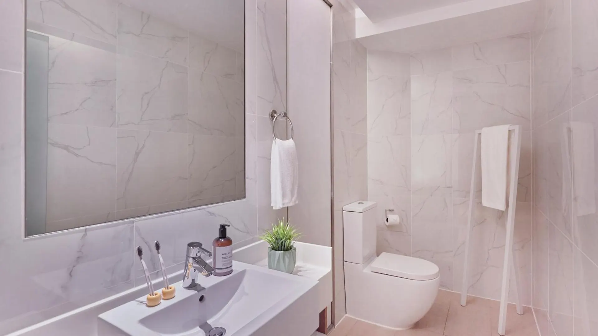 **** Hotel Lyf Bugis Singapore Managed By The Ascott Ltd Singapur